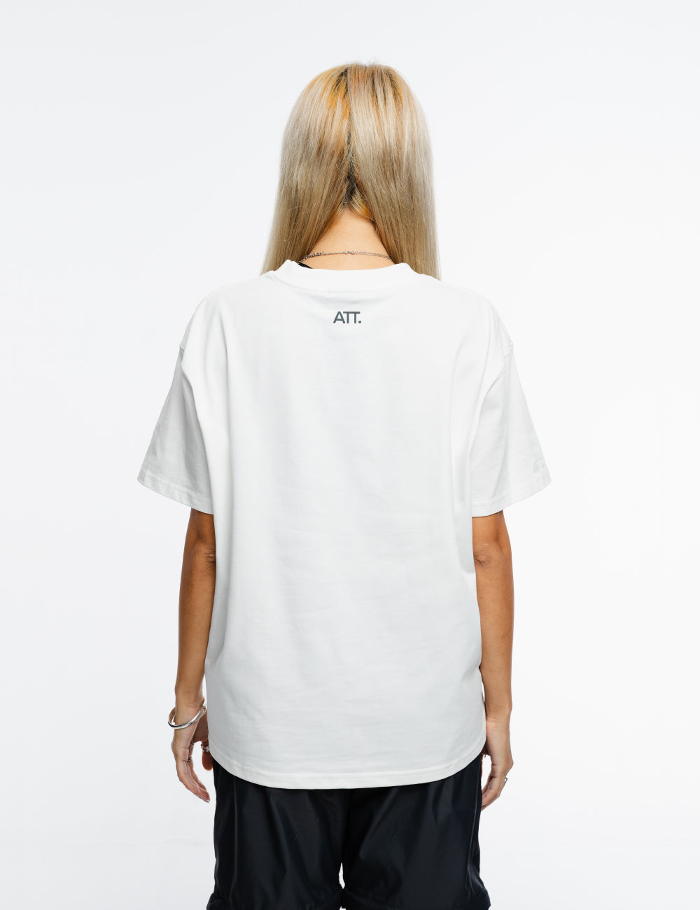 CAMISETA ATTIRE