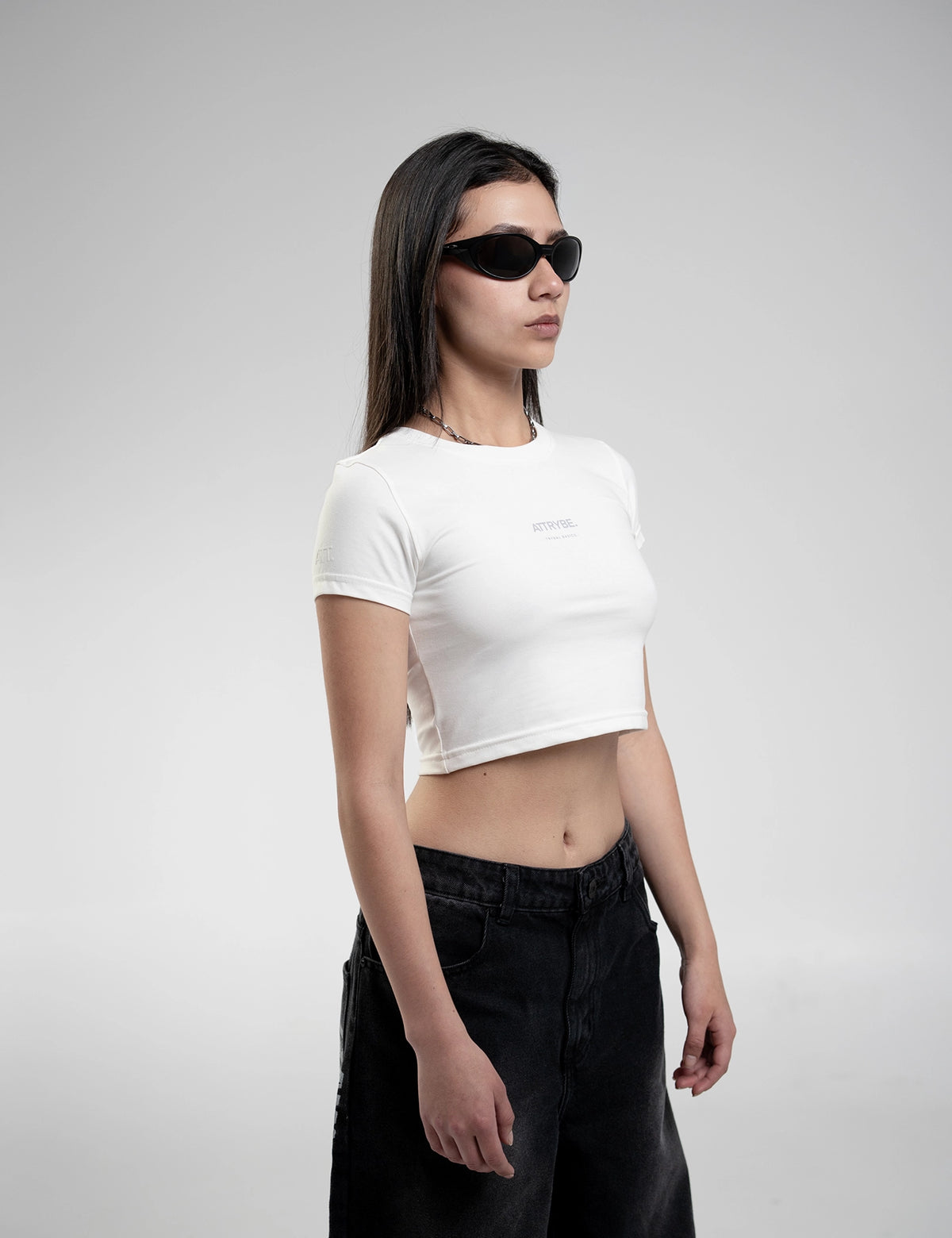 CAMISETA BABY TEE